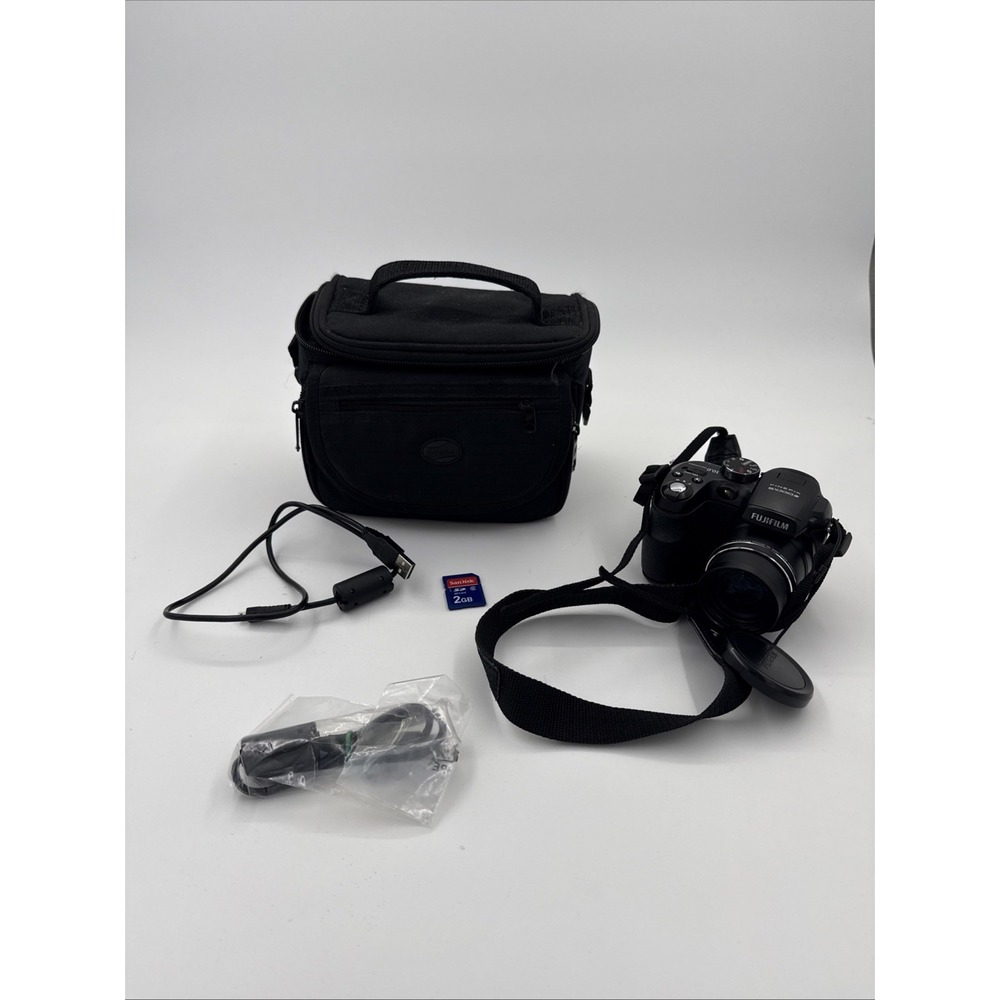 Fujifilm FinePix S1000fd 10.0MP Digital Camera Black - Tested & Working